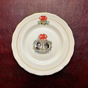 Prince of Wales and Lady Diana plate
